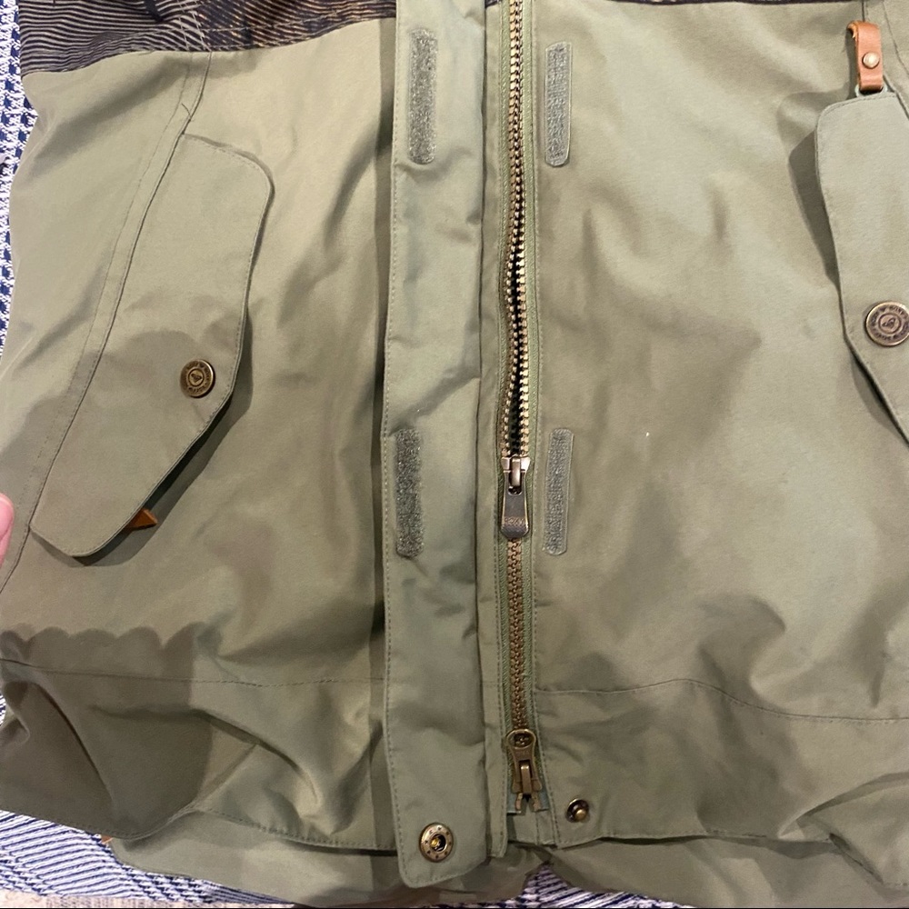 Roxy Jetty Snowboard jacket - Picture 8 of 13